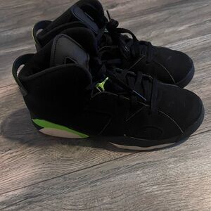 Kids Jordan’s 6s Retro Electric Green
